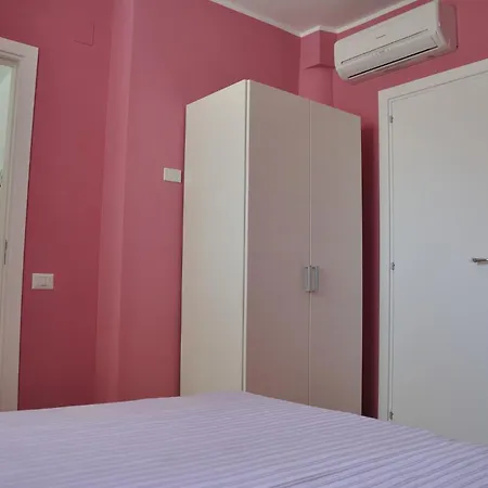 לינה וארוחת בוקר I Tre Fiori מטרה